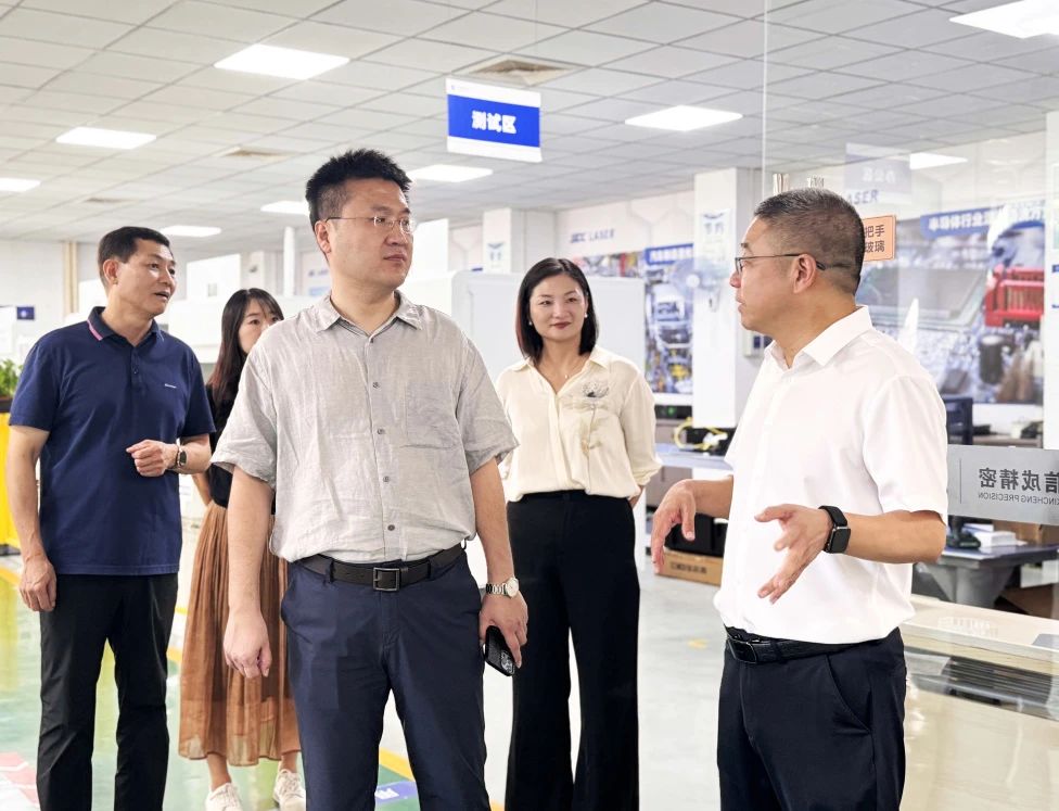 1755847398400215.jpg 1755847398400215.jpg