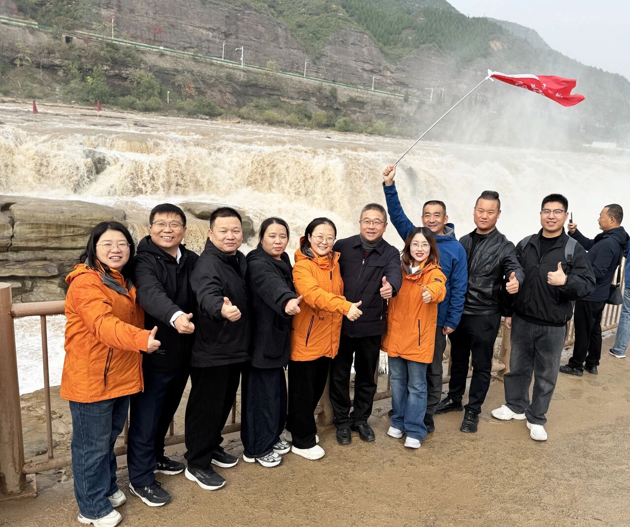 1761552256330581.jpg 微信圖片_2025-10-27_160400_366.jpg